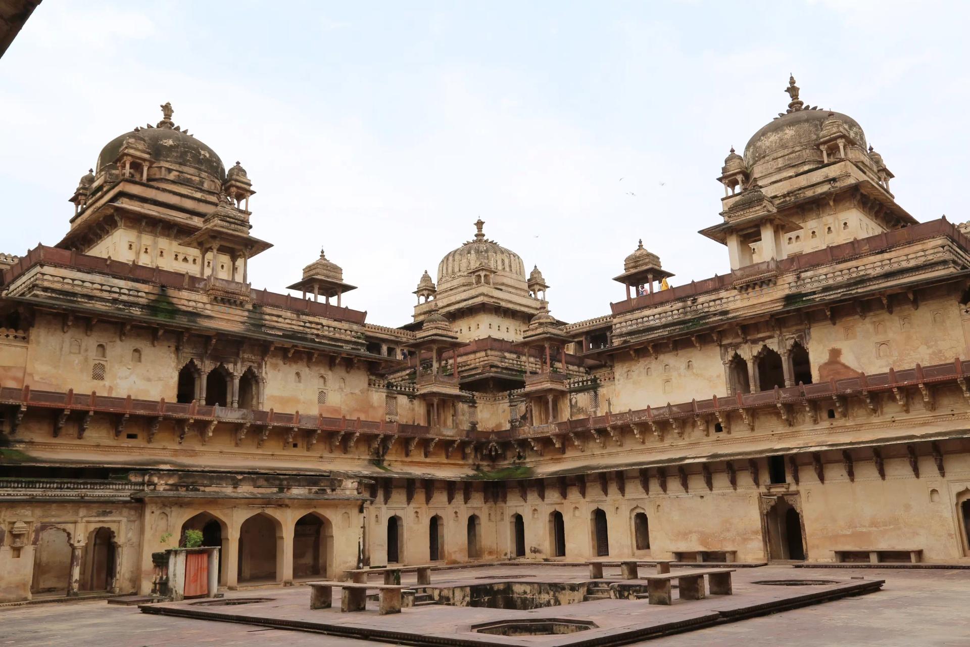 Orchha Complete Guide — The Forgotten Medieval Capital