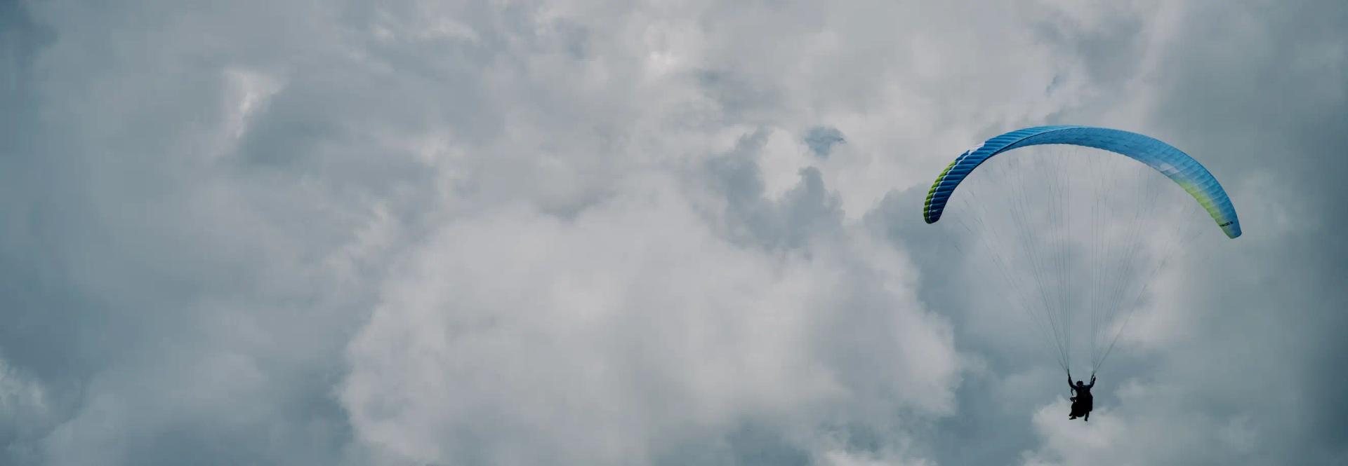 Manali Tour Packages promotional banner