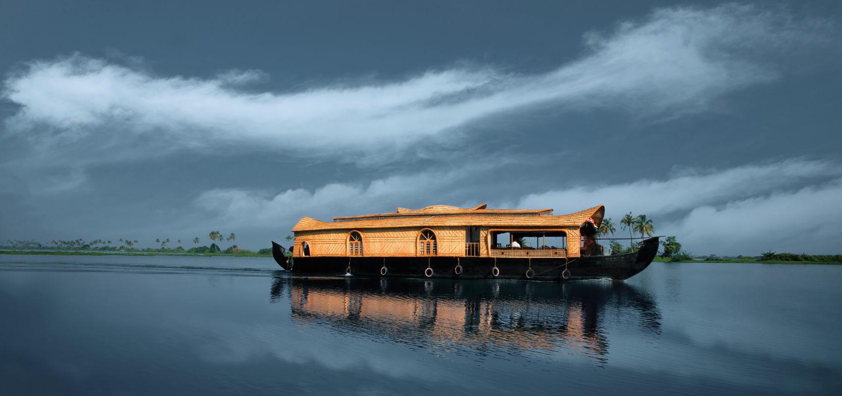 Kerala Tour Packages promotional banner