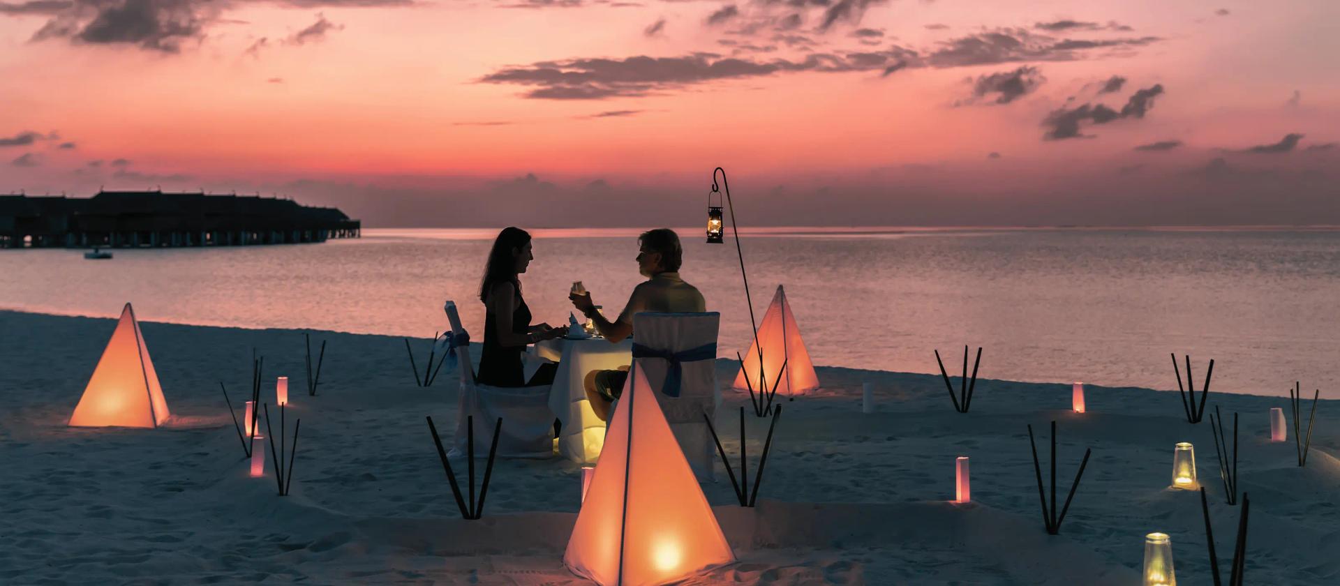 Honeymoon and Romantic getaways promotional banner