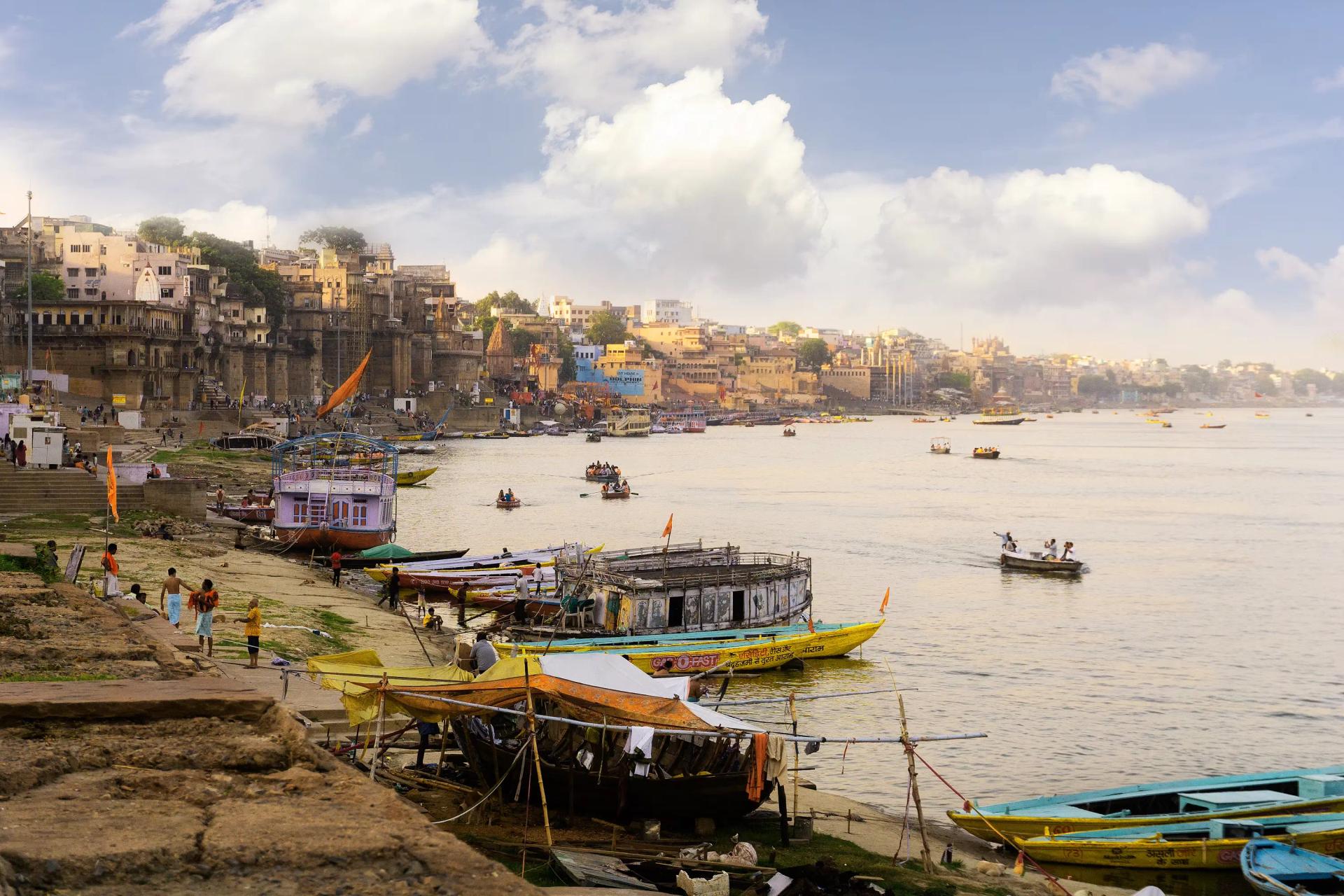 Varanasi Tour Packages promotional banner