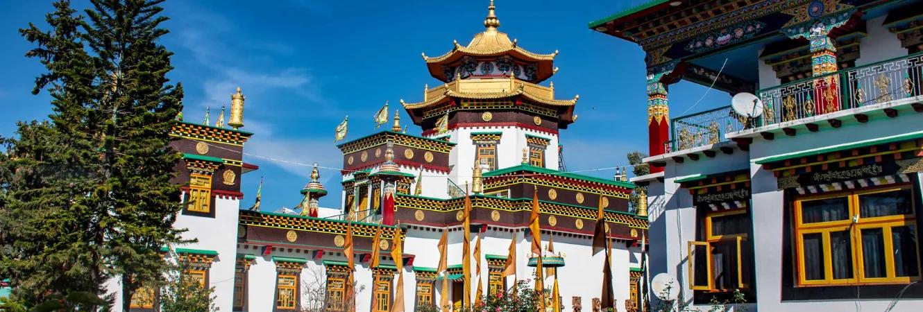 Dehradun taxi service promotional image