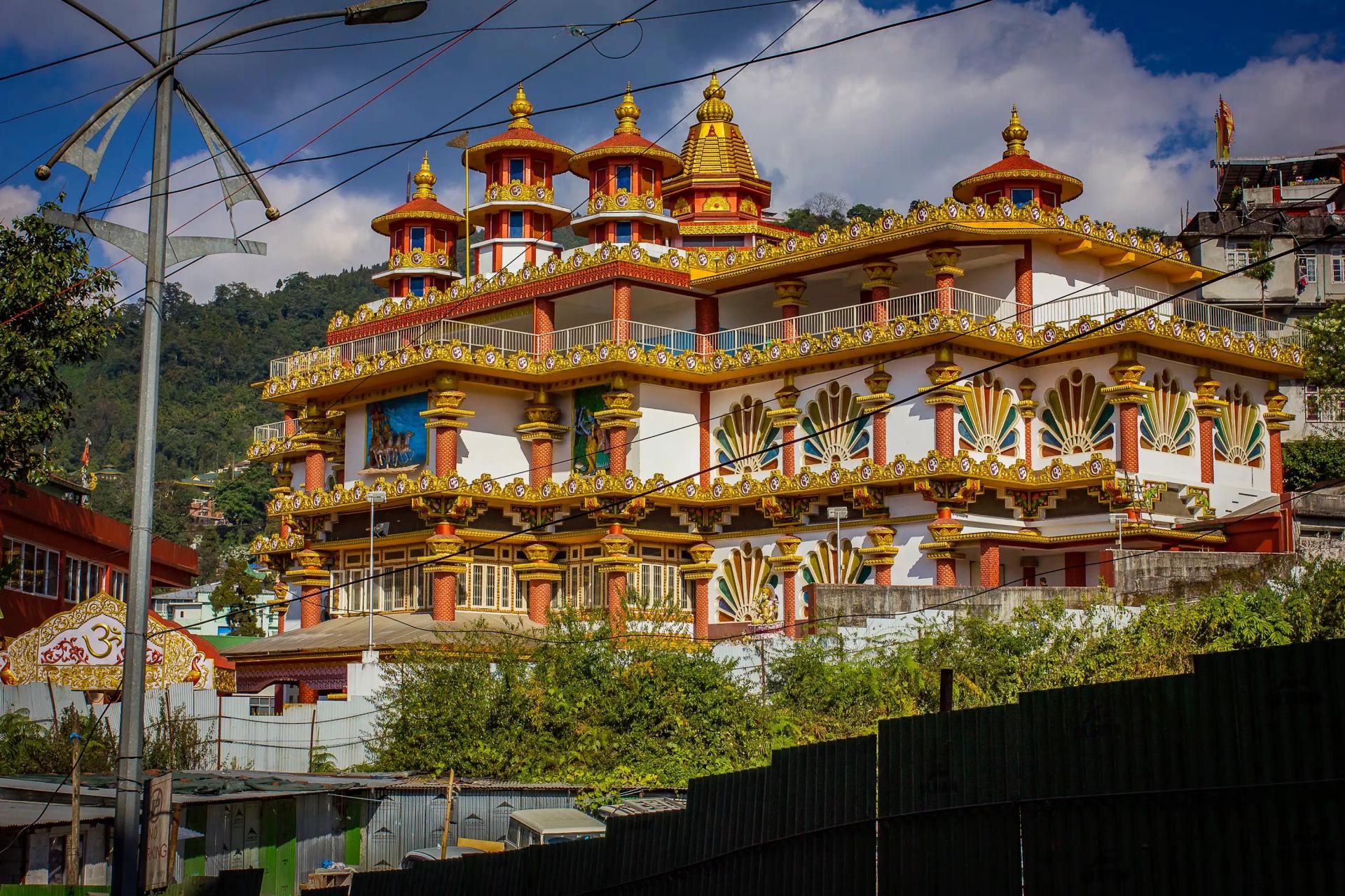 Gangtok Tour Packages promotional banner