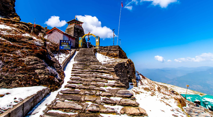 Char Dham By Helicopter vs Road 2026 – Which Is Better & For Who