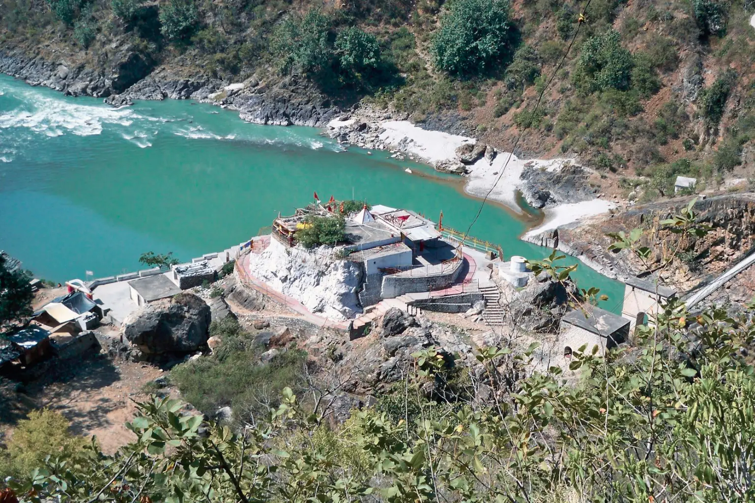 Dhari Devi Temple before 2013 relocation