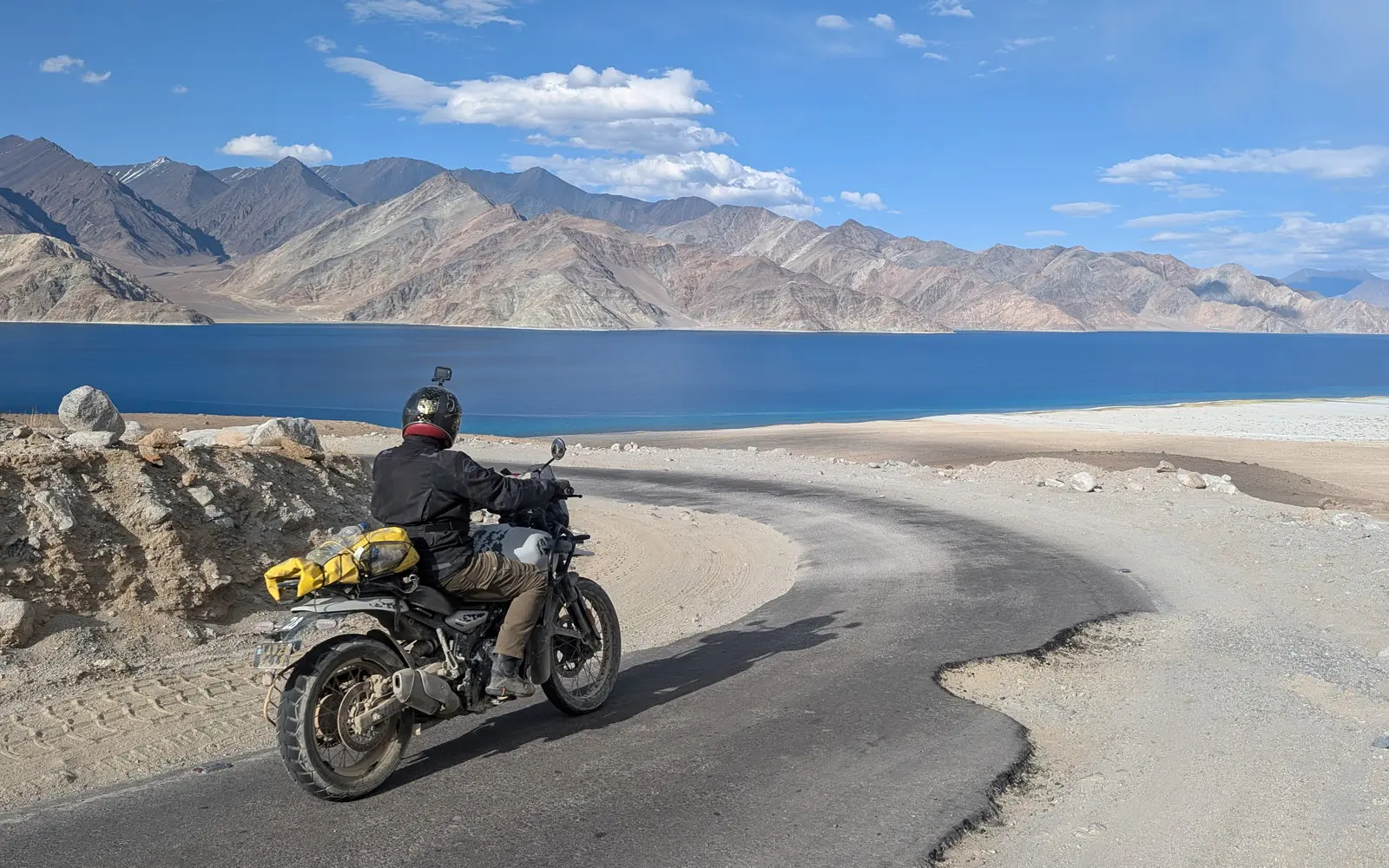 Umling La Pass Road