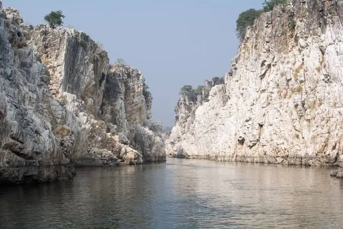 Marble cliffs of Bhedaghat
