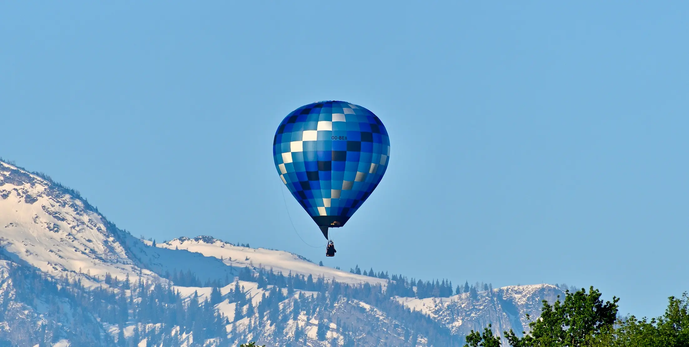 Kullu Tour Packages promotional banner