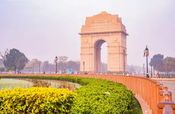 New Delhi Tour Packages promotional banner
