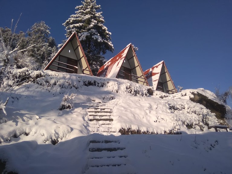 Blackberry Cottages Snowfall